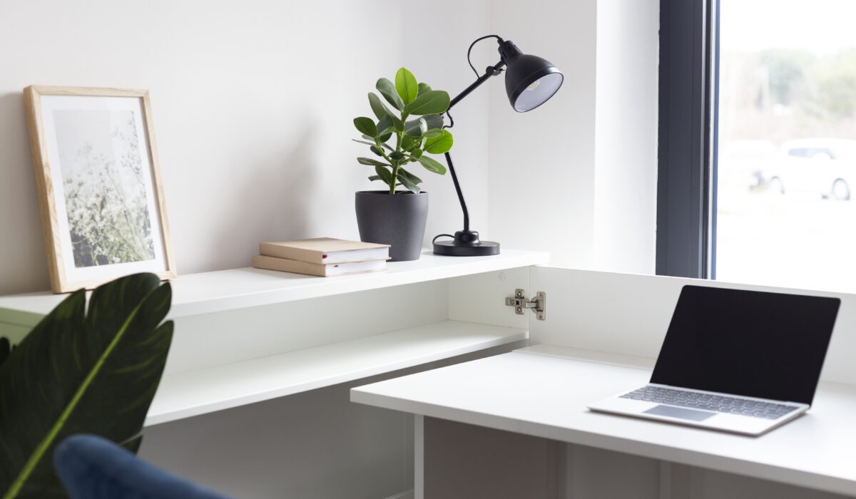 L'Art de l'Économie d'Espace : Découvrez l'Élégant Bureau Pliable ENJOY 115 cm pour les Intérieurs Modernes