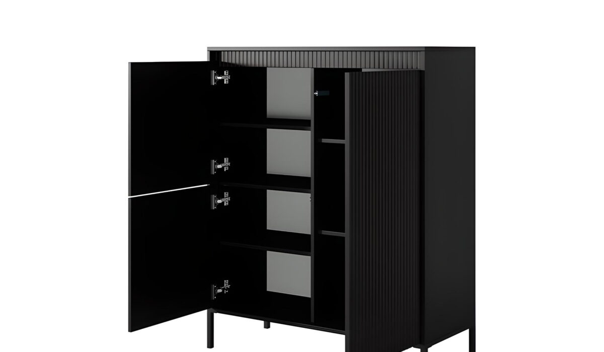 Optimisez votre espace avec le buffet ROMANE 3 portes, 7 étagères pour un rangement efficace, couleur noir.
