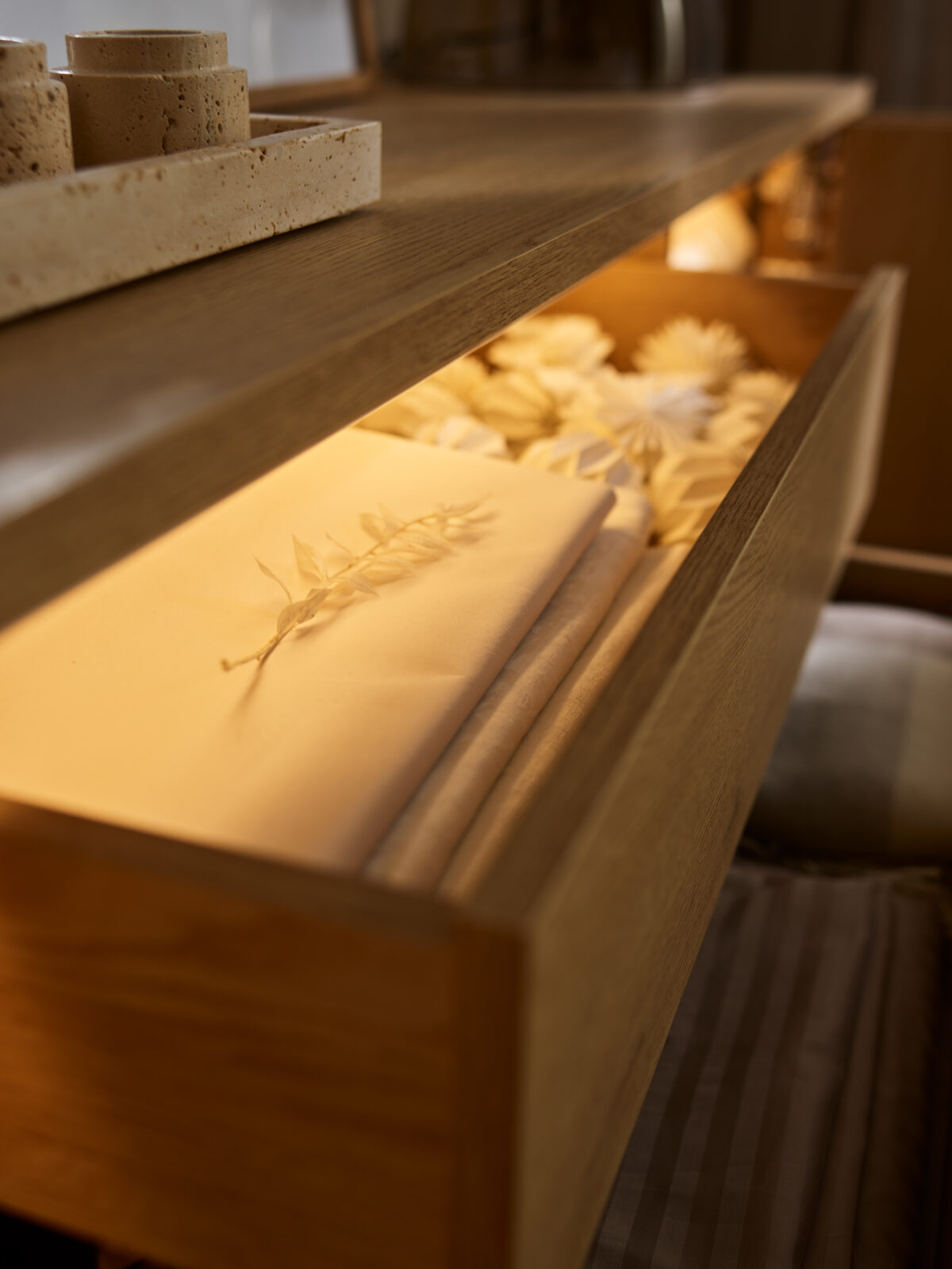 arrangements 26 – living room