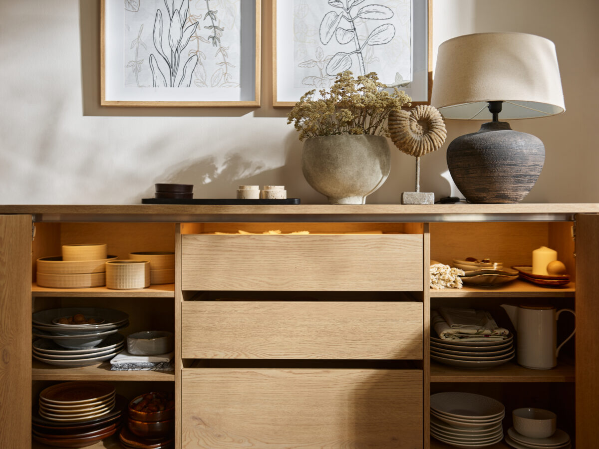 Buffet JADE avec de nombreux rangements